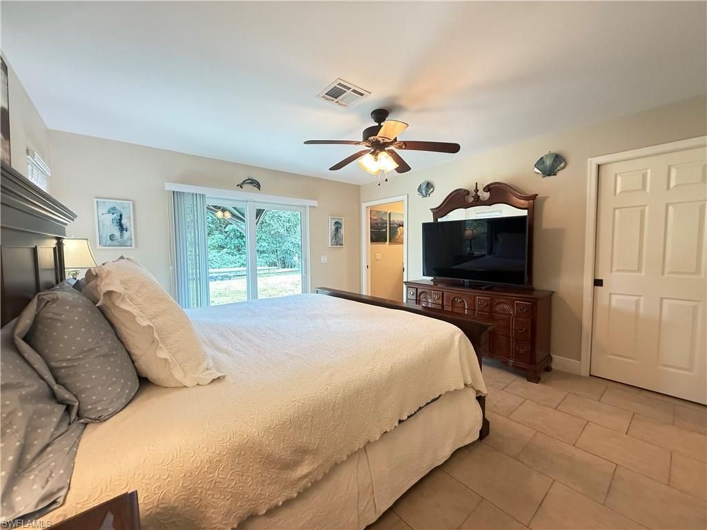 6140 Standing Oaks , Naples, FL 34119 Photo