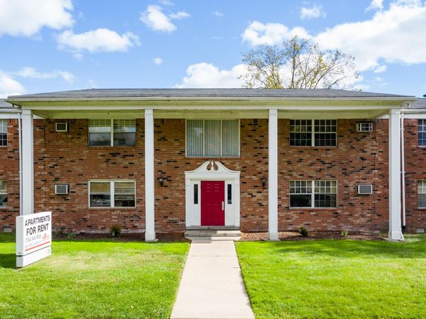 725 Washington St Street, Monroe, MI 48161