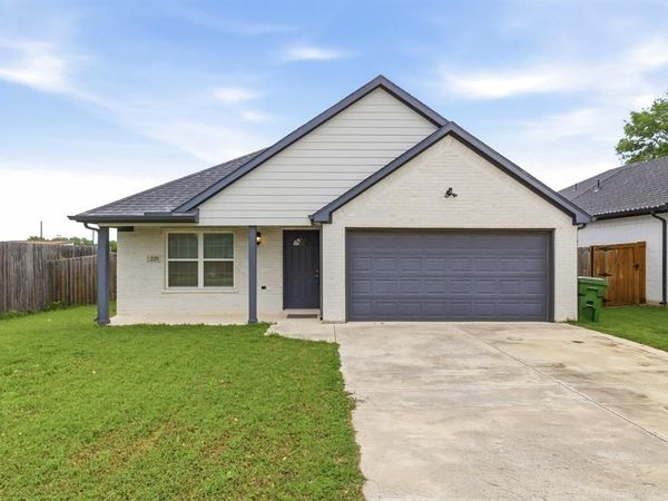 220 N Judd Street, White Settlement, TX 76108