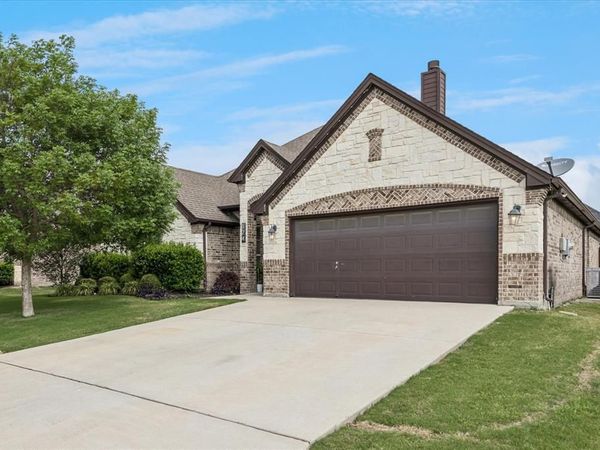 124 Camouflage Circle, Willow Park, TX 76008