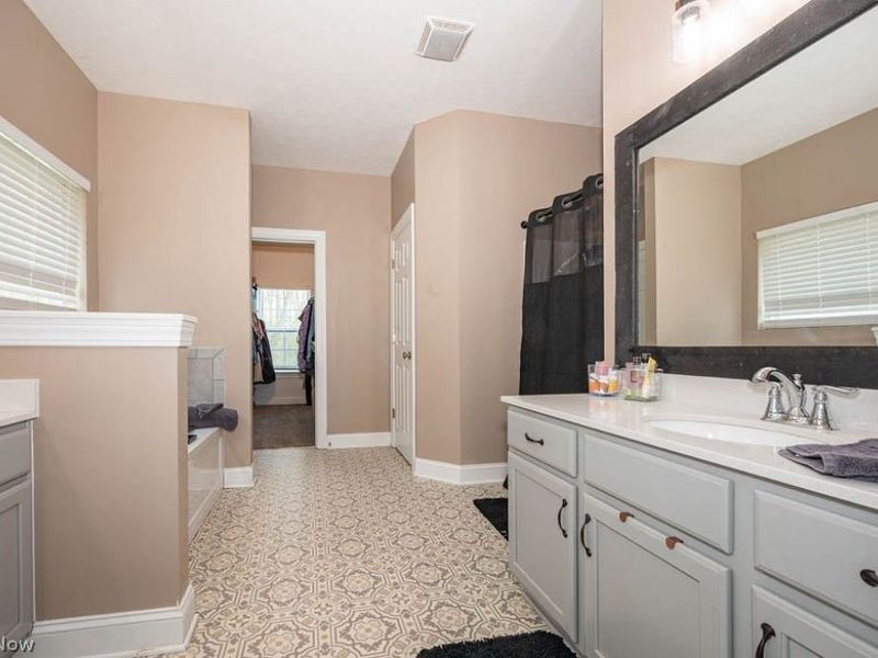 32094 Westward Way, Lisbon, OH 44432 Photo 18