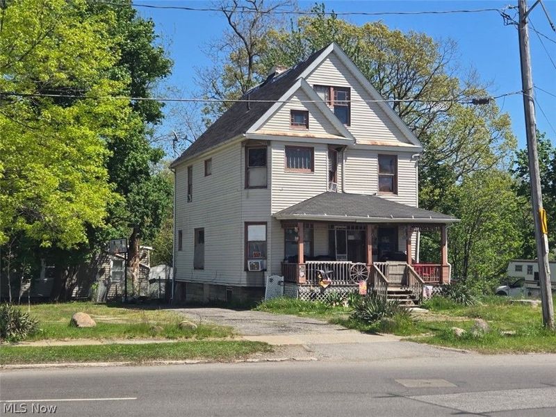 100 2nd Street, Elyria, OH 44035 Photo 2