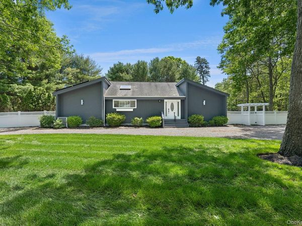 57 Bellows Terrace, Hampton Bays, NY 11946