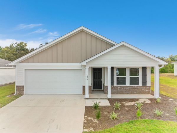 630 Whispering Creek Avenue, Freeport, FL 32439