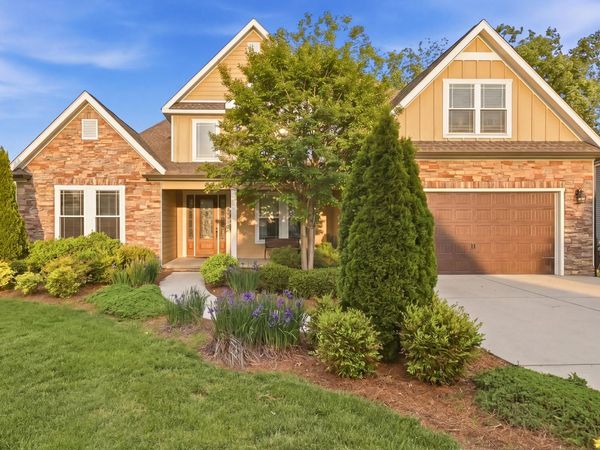 2238 Peterson Drive, Chattanooga, TN 37421