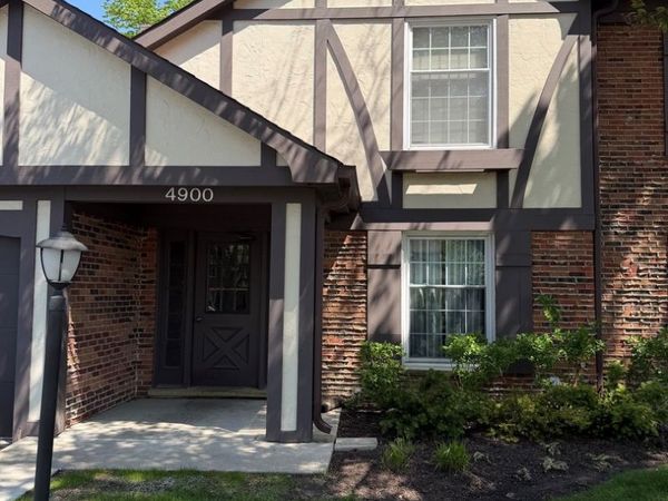 4900 Kimball Hill Drive, Unit A2, Rolling Meadows, IL 60008