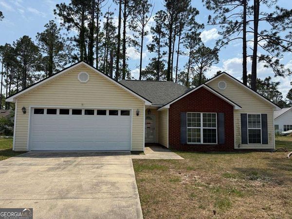 14 Pine Breeze Court, Lakeland, GA 31635