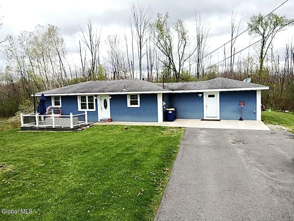 6847 W Carter Road, Westmoreland, NY 13490