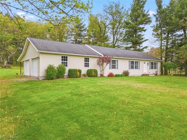 9084 Plymouth Street , Hanoverton, OH 44423