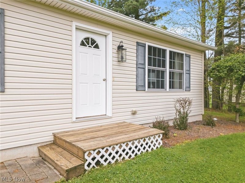 9084 Plymouth Street, Hanoverton, OH 44423 Photo 6