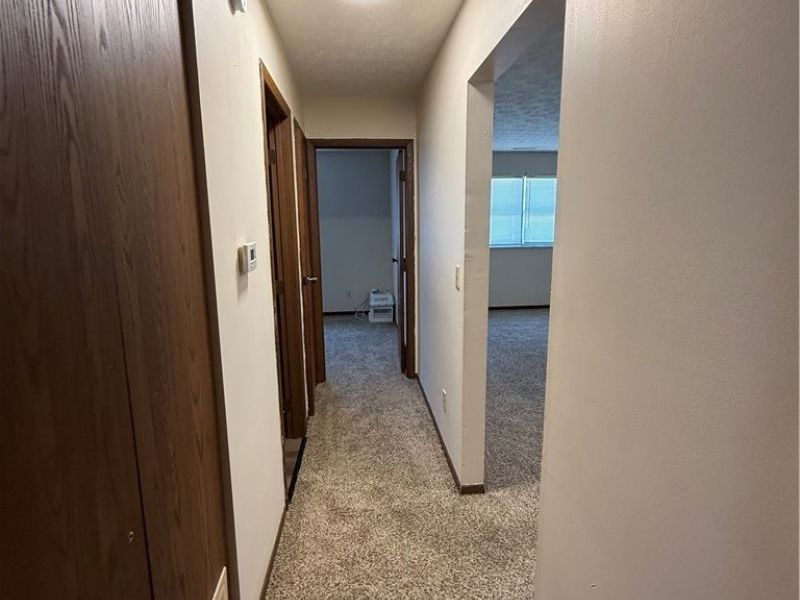 1060 Brandywine Boulevard, Unit E, Zanesville, OH 43701 Photo 11