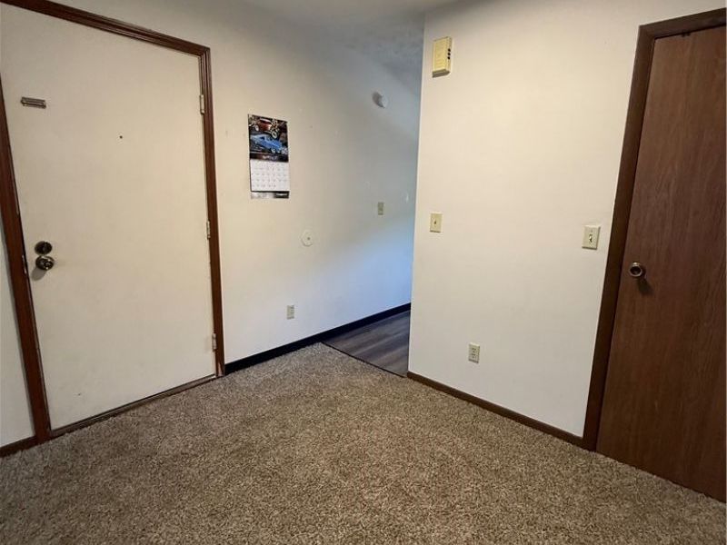 1060 Brandywine Boulevard, Unit E, Zanesville, OH 43701 Photo 9
