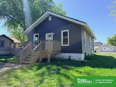 111 E Main Street , Cedar Bluffs, NE 68025