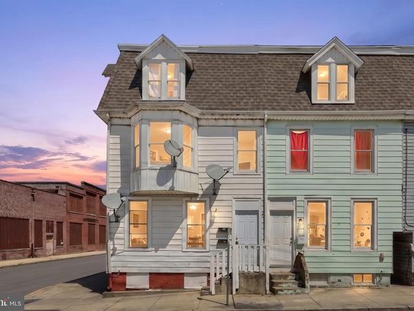 137 N WEST STREET , YORK, PA 17401