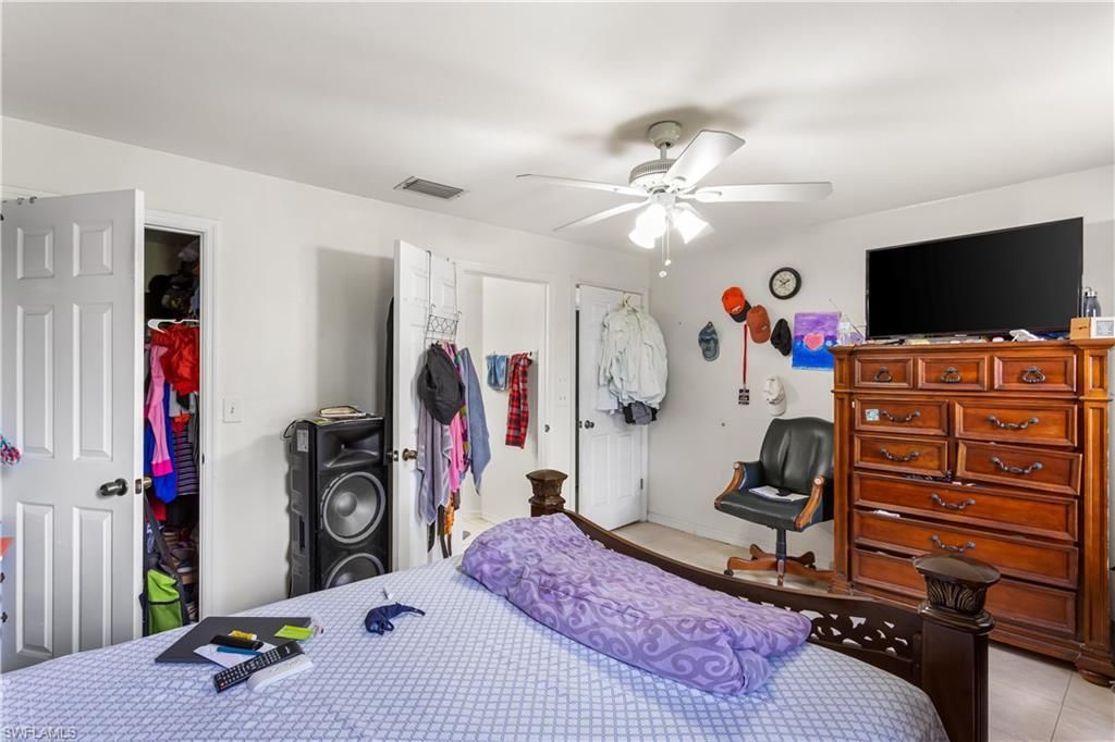 1728 NE 22nd Ter , Cape Coral, FL 33909 Photo