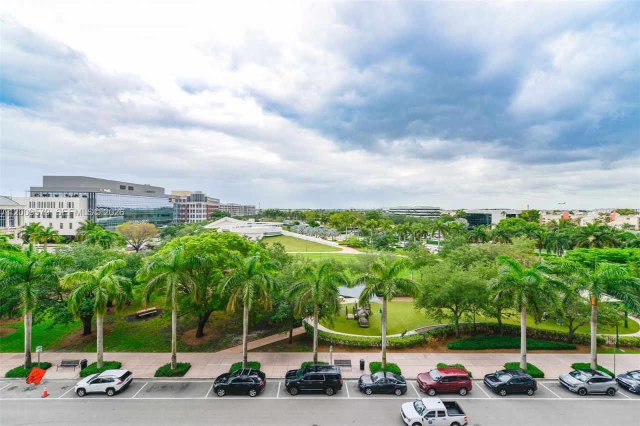 5350 NW 84th Ave , Unit 509, Doral, FL 33166 Photo