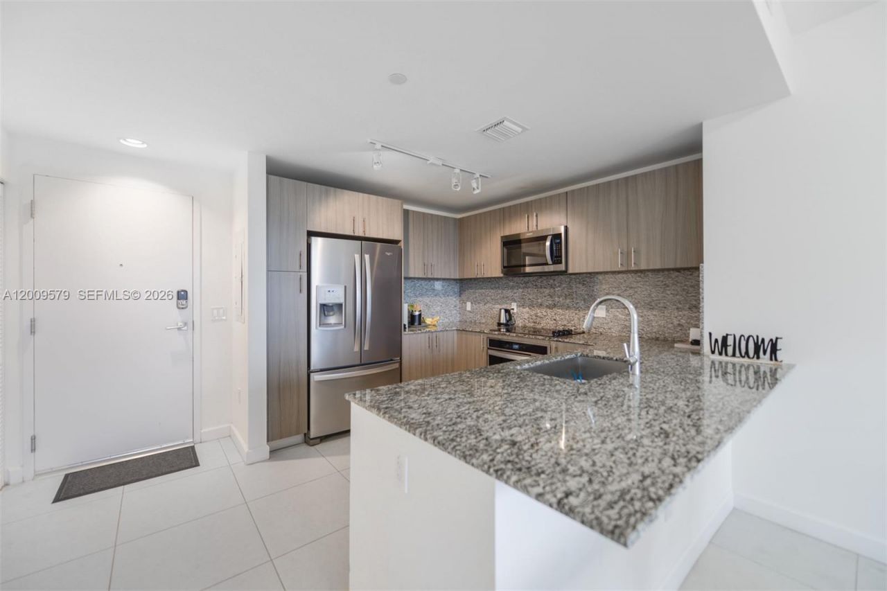 5350 NW 84th Ave , Unit 509, Doral, FL 33166 Photo