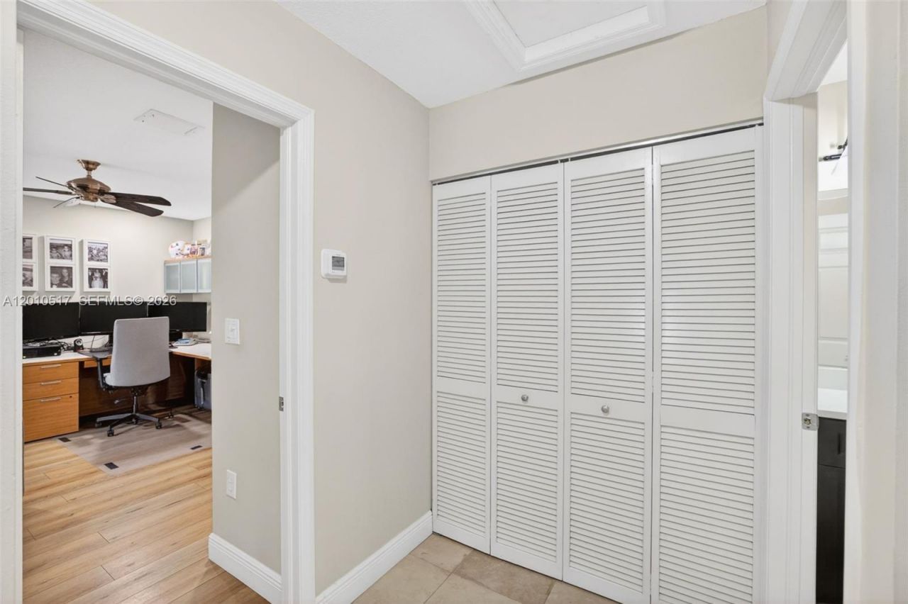 1581 Yellowheart Way , Hollywood, FL 33019 Photo