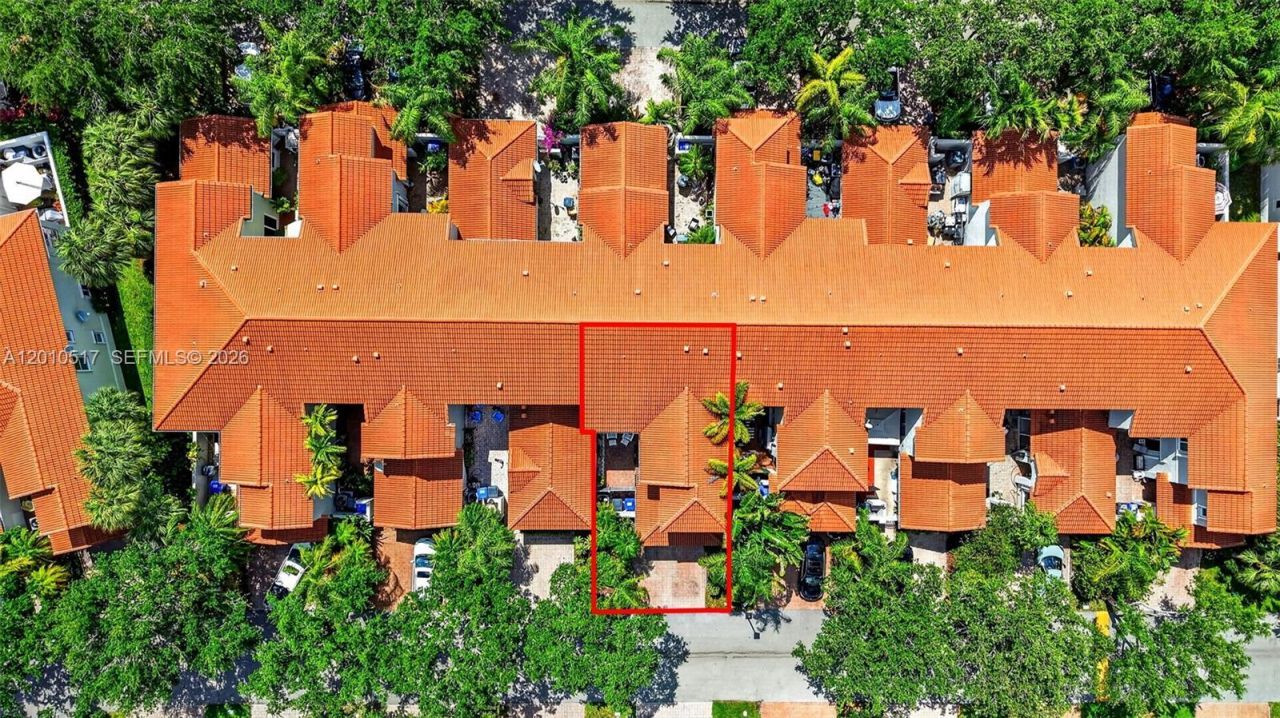 1581 Yellowheart Way , Hollywood, FL 33019 Photo
