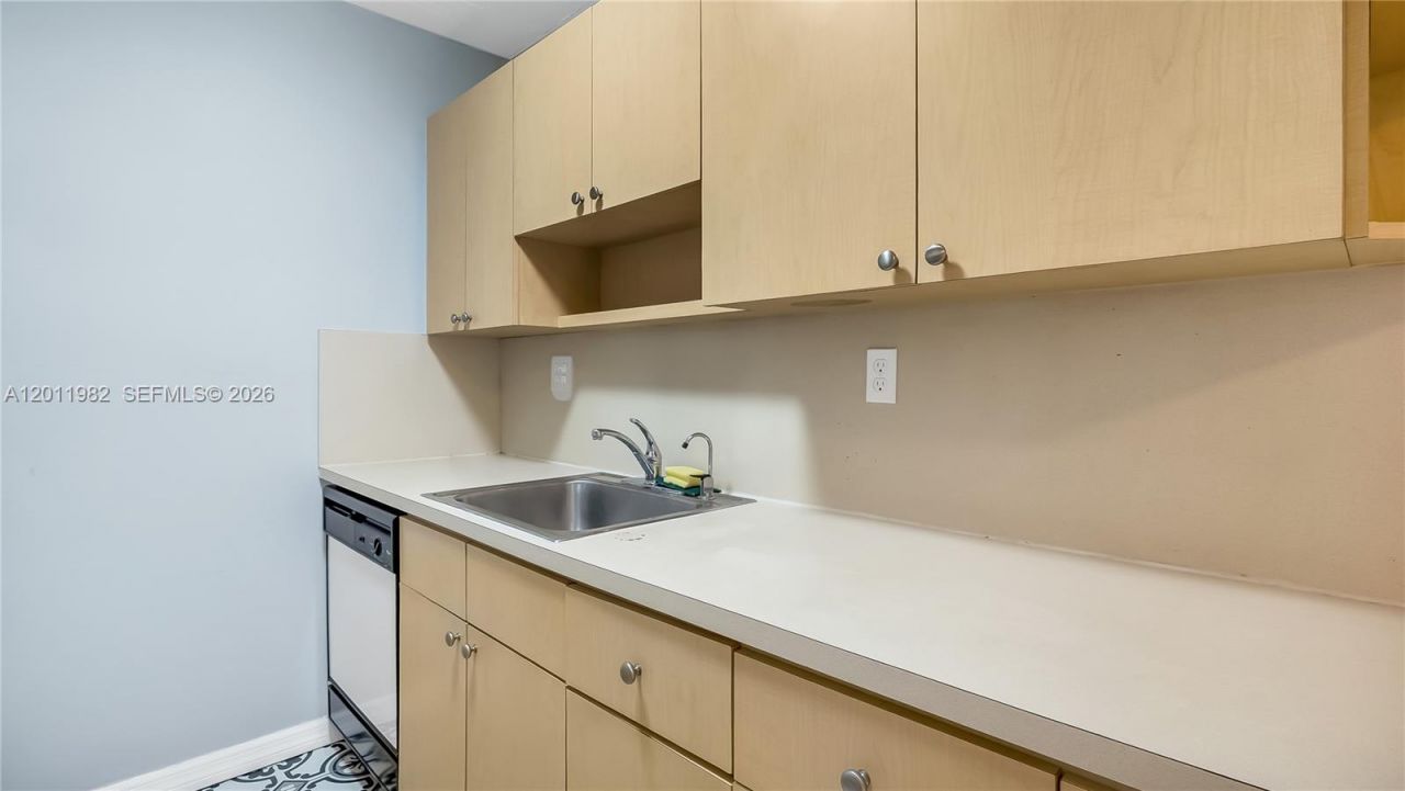 7231 Miami Lakes Dr, Unit C5, Miami Lakes, FL 33014 Photo
