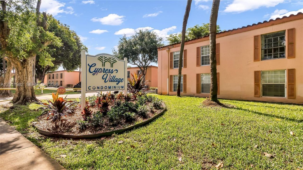 7231 Miami Lakes Dr, Unit C5, Miami Lakes, FL 33014 Photo
