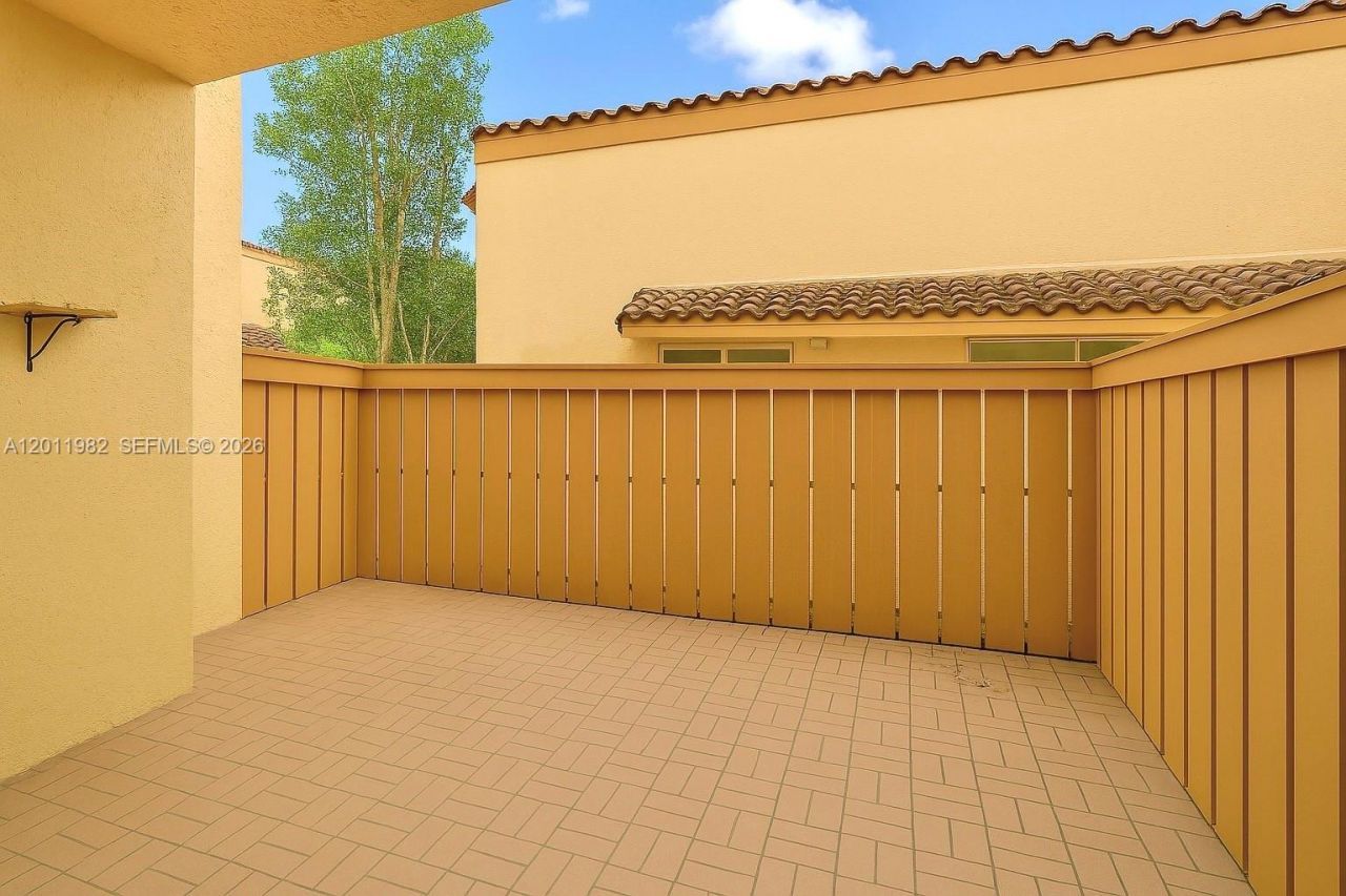 7231 Miami Lakes Dr, Unit C5, Miami Lakes, FL 33014 Photo