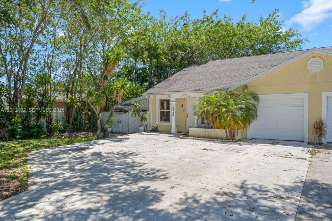 5324 Gray Fox Ct, West Palm Beach, FL 33415 Photo