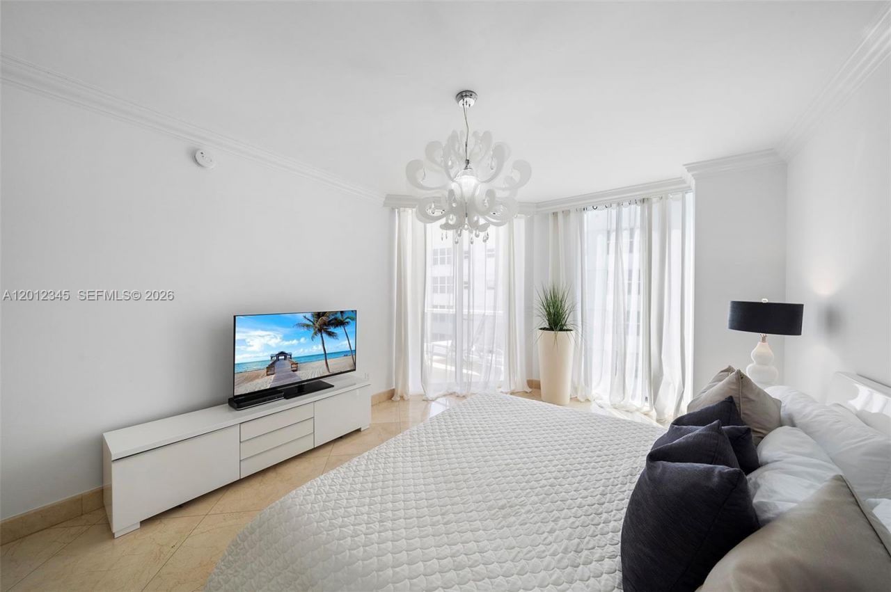 4775 Collins Ave, Unit 1504, Miami Beach, FL 33140 Photo