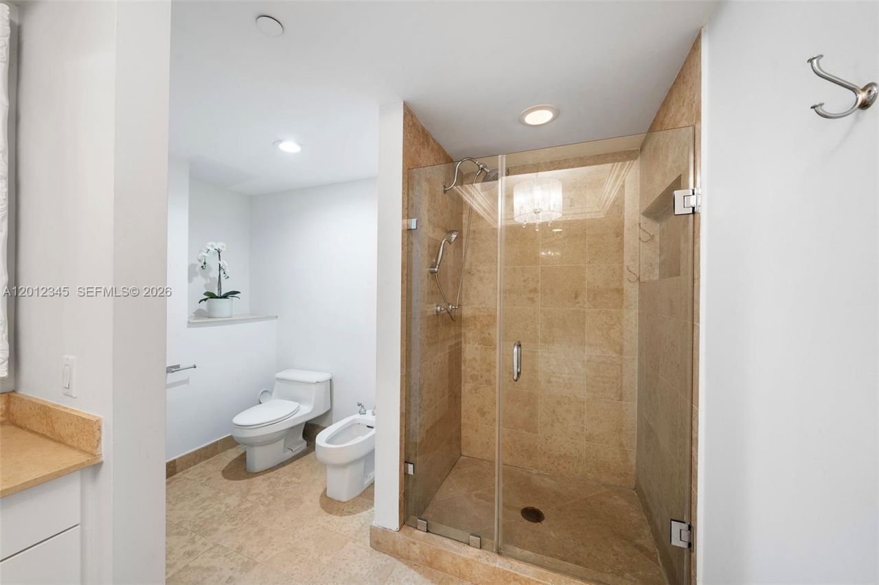 4775 Collins Ave, Unit 1504, Miami Beach, FL 33140 Photo