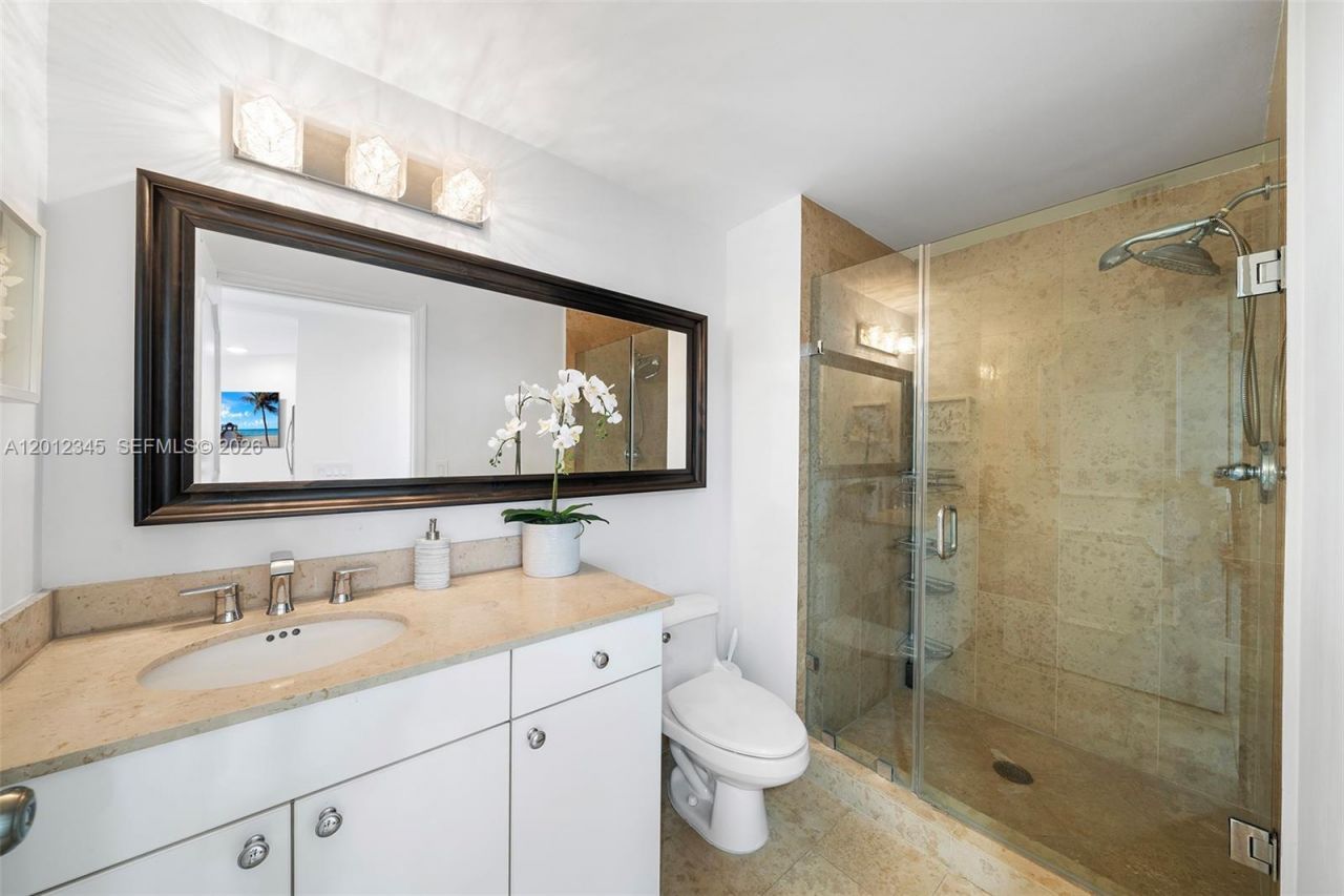 4775 Collins Ave, Unit 1504, Miami Beach, FL 33140 Photo