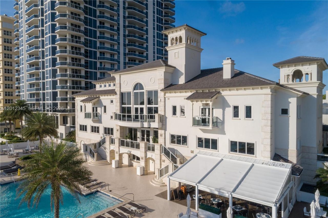 4775 Collins Ave, Unit 1504, Miami Beach, FL 33140 Photo