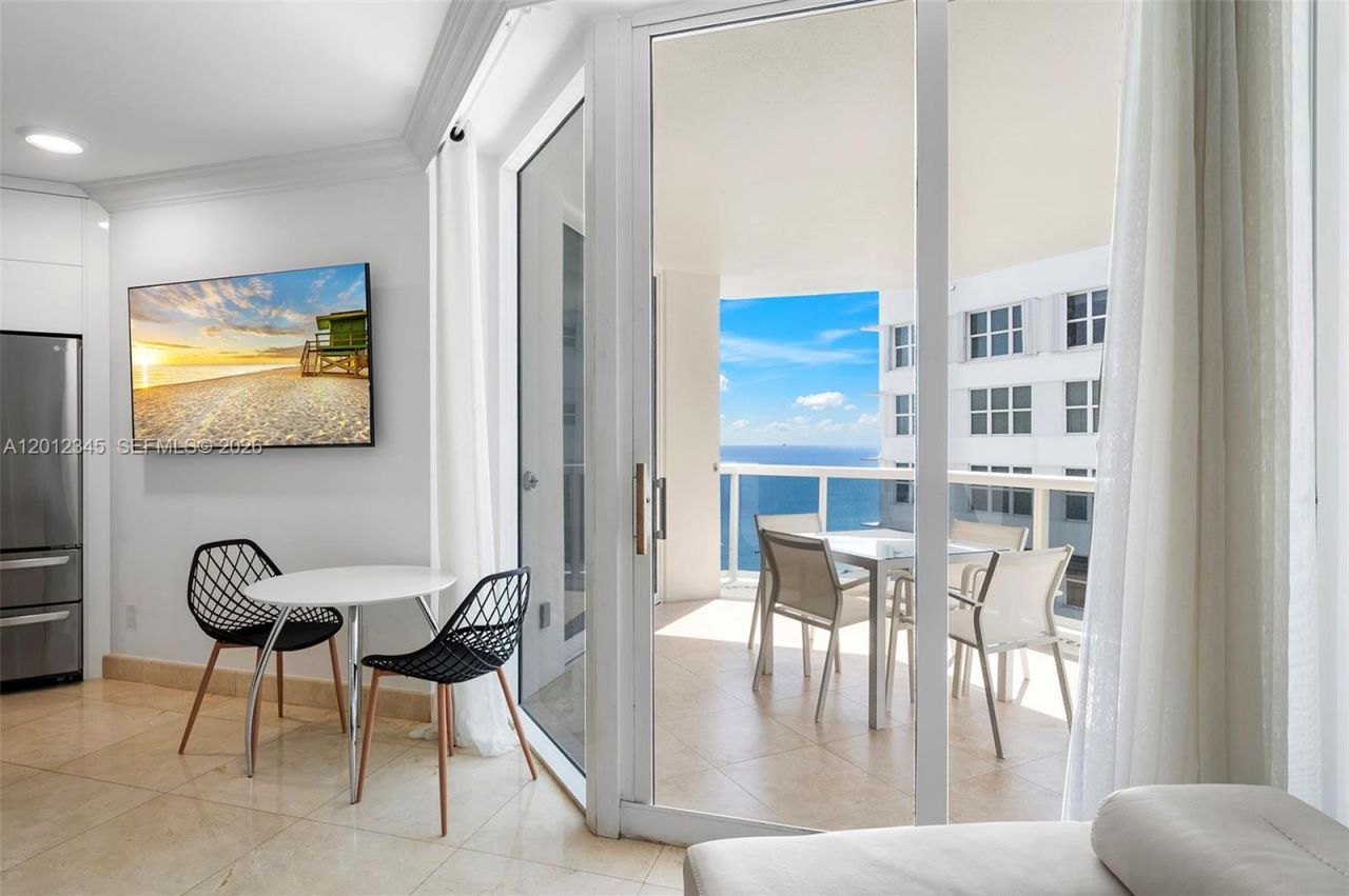4775 Collins Ave, Unit 1504, Miami Beach, FL 33140 Photo