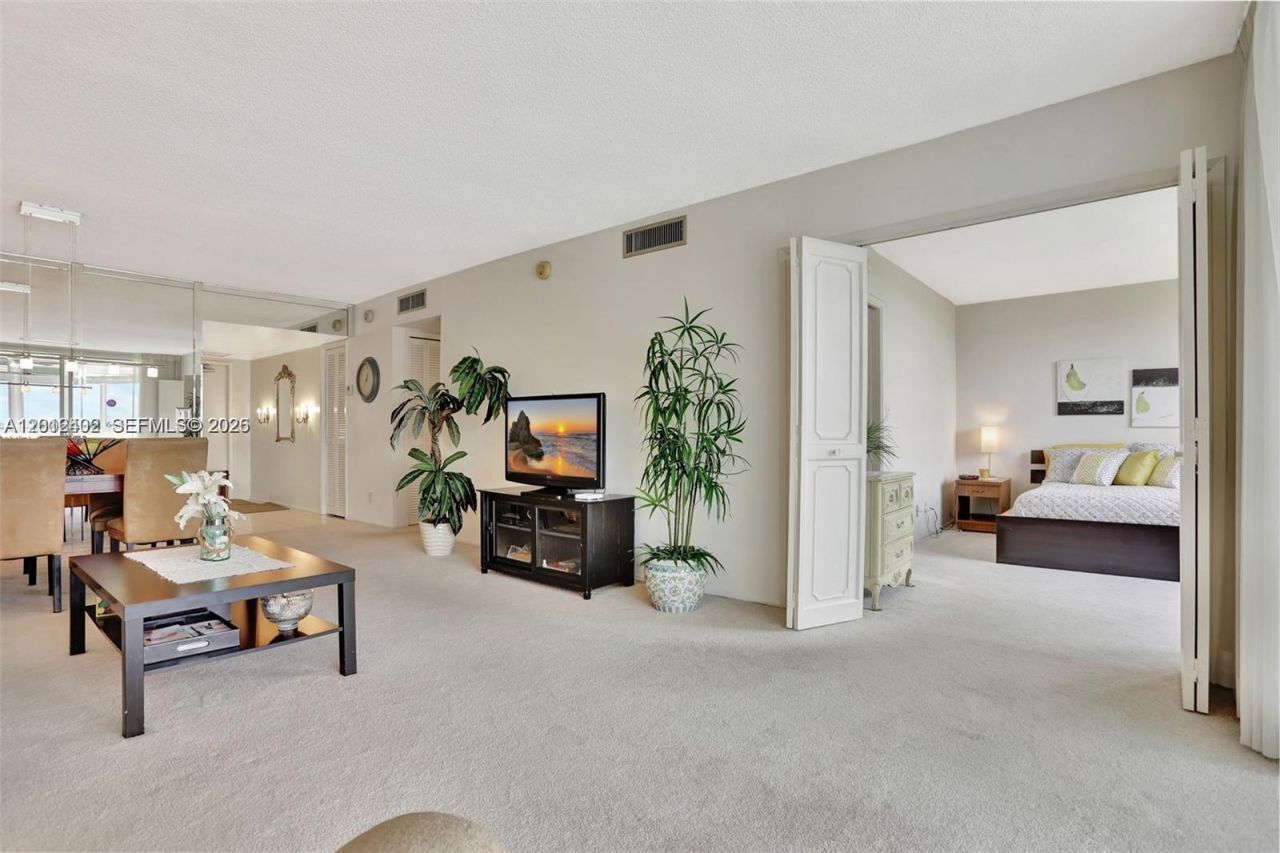 3091 N Course Dr , Unit 502, Pompano Beach, FL 33069 Photo