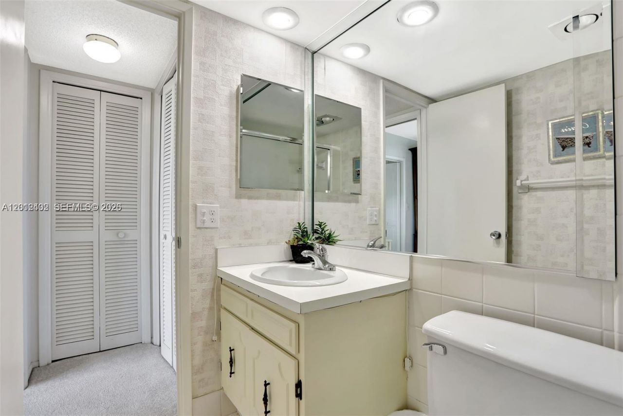 3091 N Course Dr , Unit 502, Pompano Beach, FL 33069 Photo