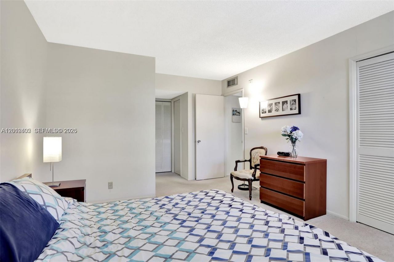 3091 N Course Dr , Unit 502, Pompano Beach, FL 33069 Photo