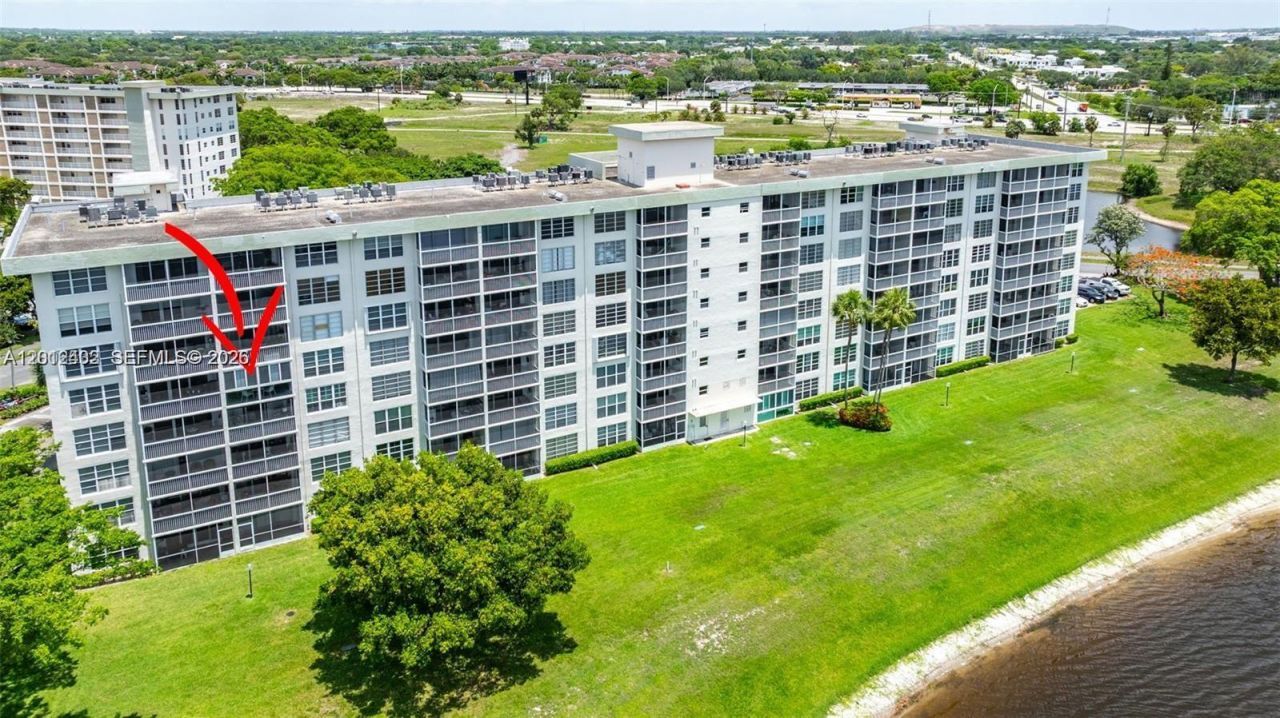 3091 N Course Dr , Unit 502, Pompano Beach, FL 33069 Photo
