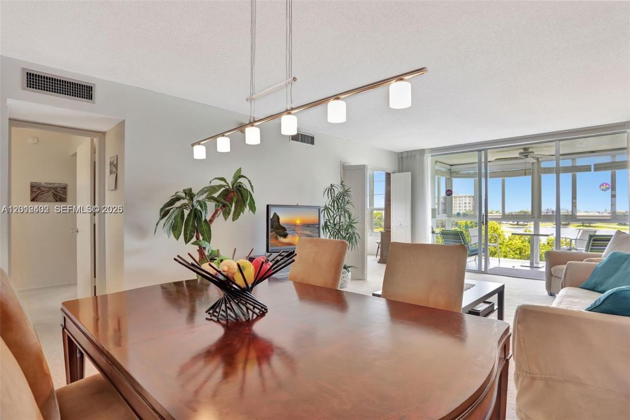 3091 N Course Dr , Unit 502, Pompano Beach, FL 33069 Photo