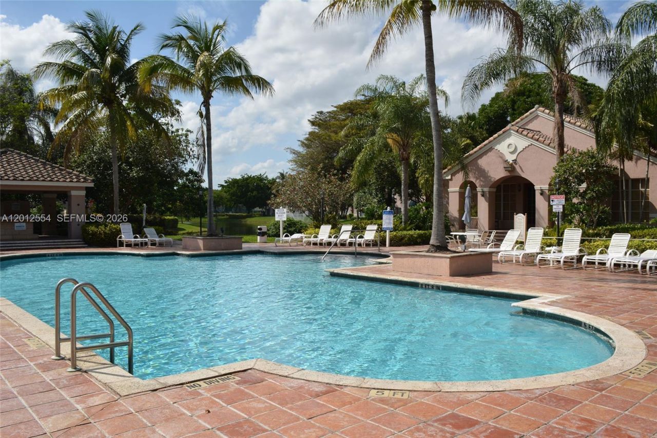 12118 Saint Andrews Pl , Unit 107, Miramar, FL 33025 Photo