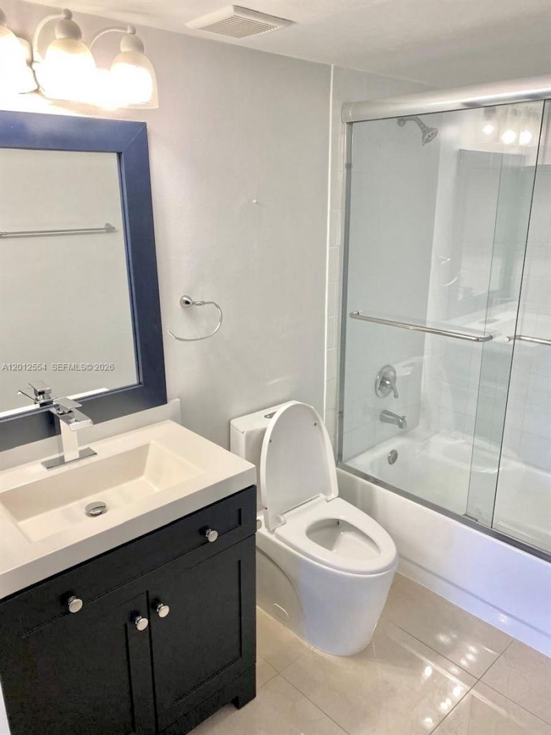 12118 Saint Andrews Pl , Unit 107, Miramar, FL 33025 Photo