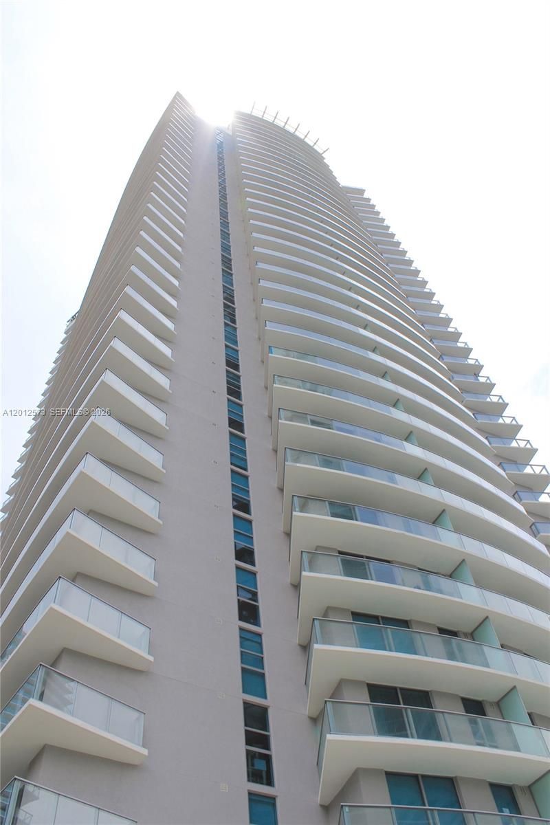 1100 S Miami Ave, Unit 409, Miami, FL 33130 Photo