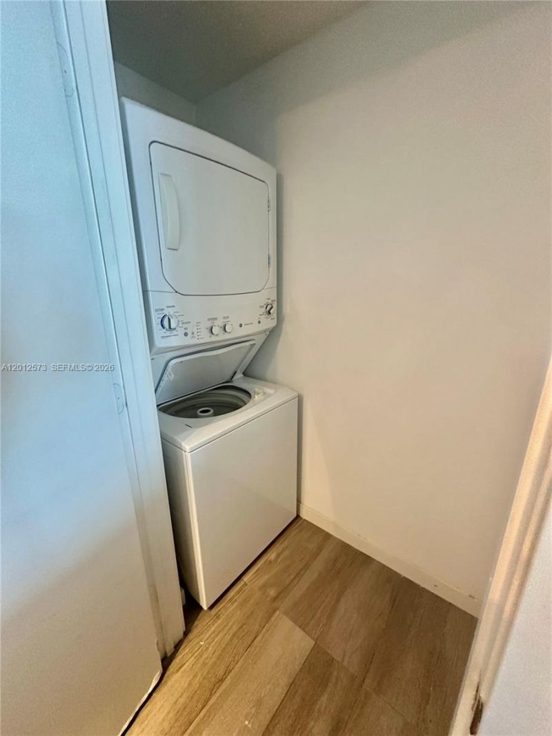 1100 S Miami Ave, Unit 409, Miami, FL 33130 Photo