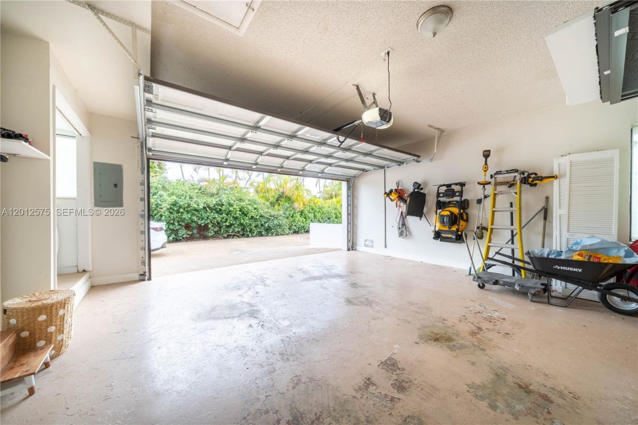 330 SW 133rd Pl, Unit 330, Miami, FL 33184 Photo