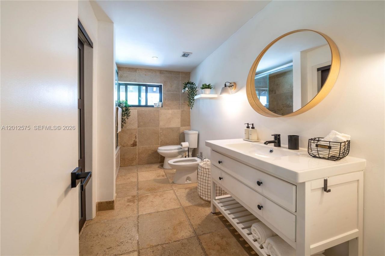 330 SW 133rd Pl, Unit 330, Miami, FL 33184 Photo