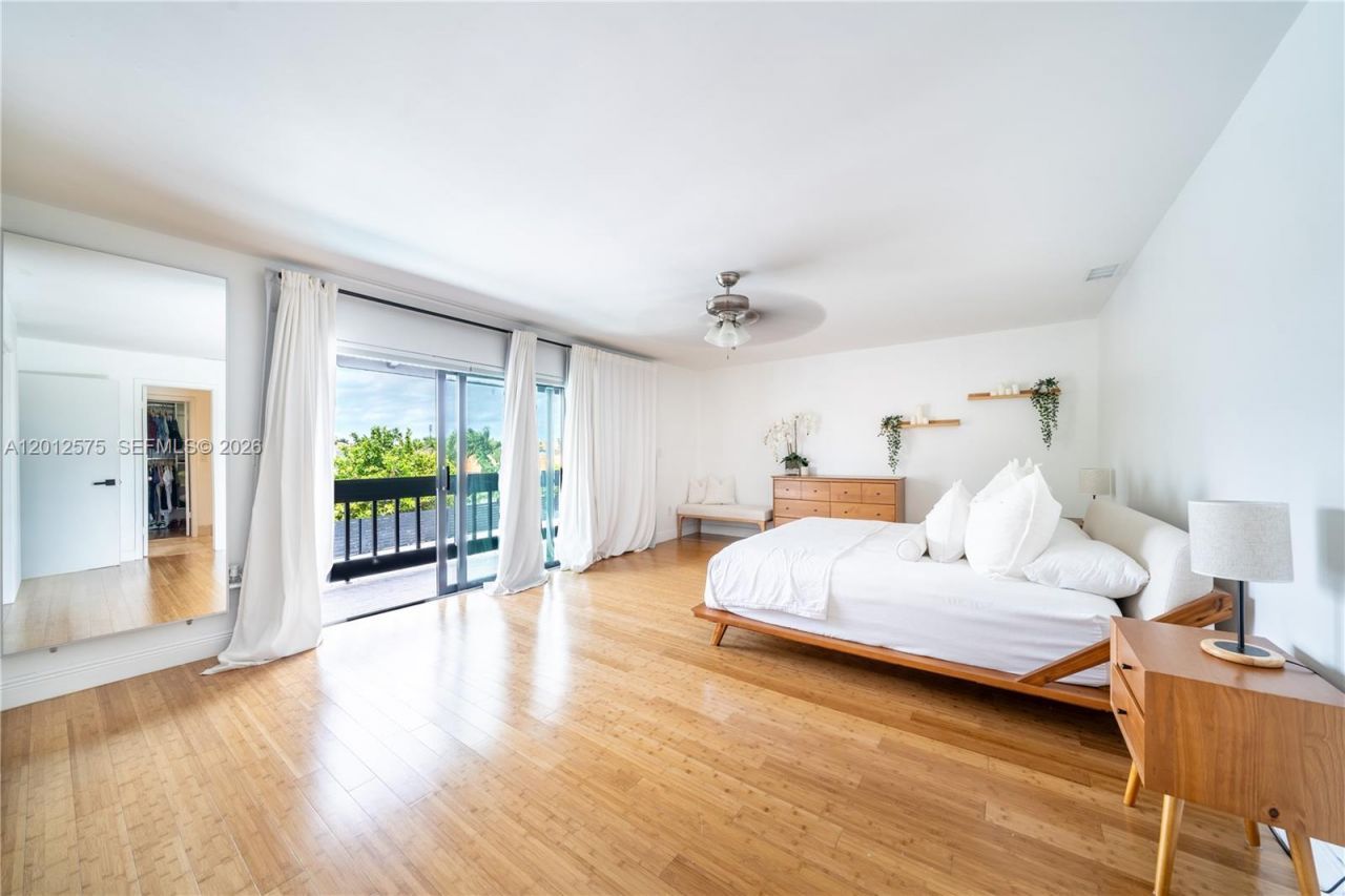 330 SW 133rd Pl, Unit 330, Miami, FL 33184 Photo