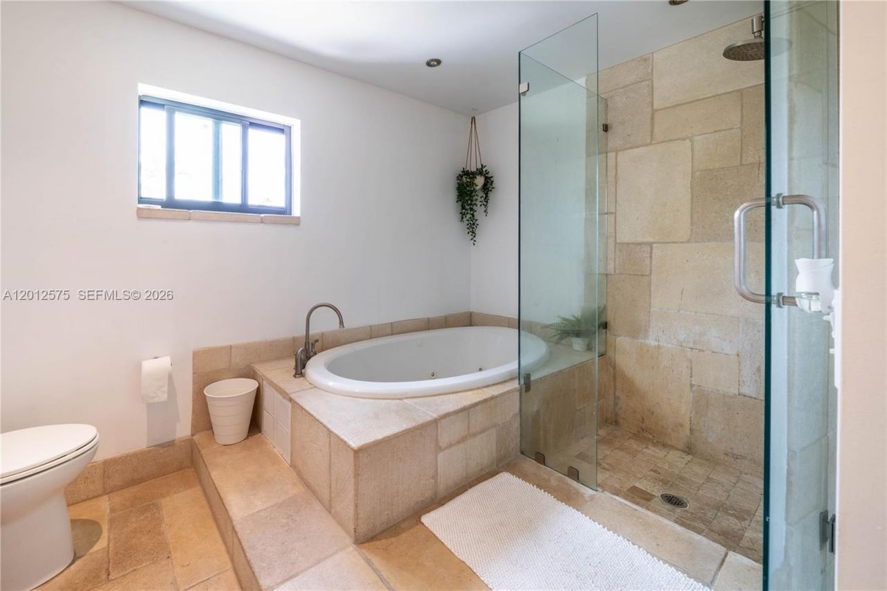 330 SW 133rd Pl, Unit 330, Miami, FL 33184 Photo