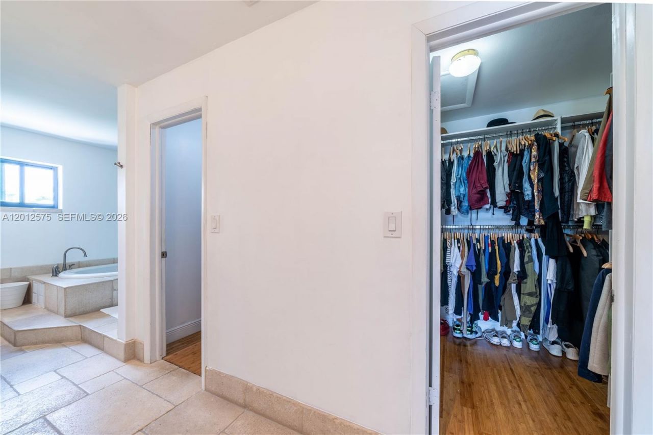 330 SW 133rd Pl, Unit 330, Miami, FL 33184 Photo