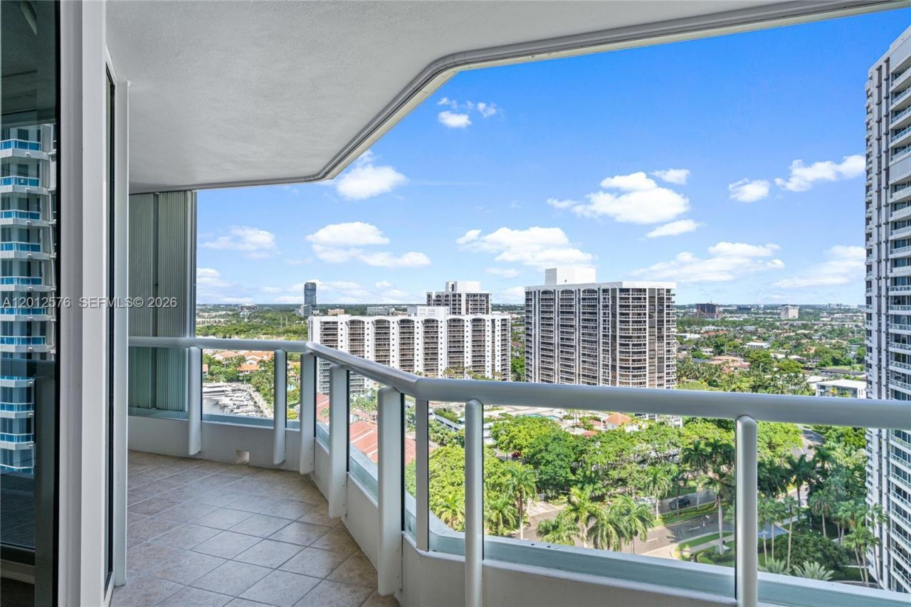 21055 Yacht Club Dr , Unit 1903, Aventura, FL 33180 Photo