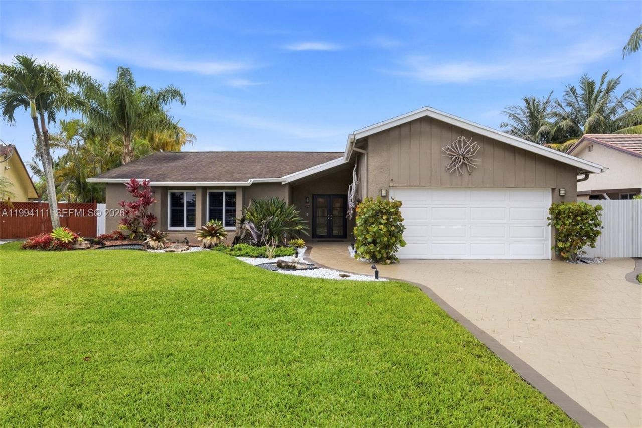10227 SW 49th Ct, Cooper City, FL 33328 Photo