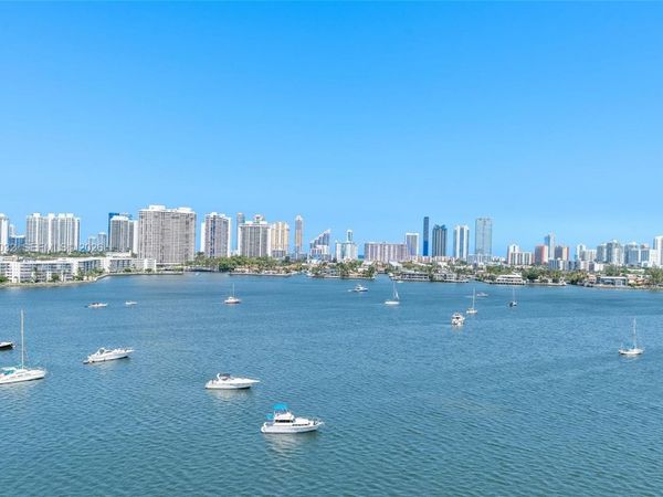 17301 Biscayne Blvd , Unit 1010, North Miami Beach, FL 33160