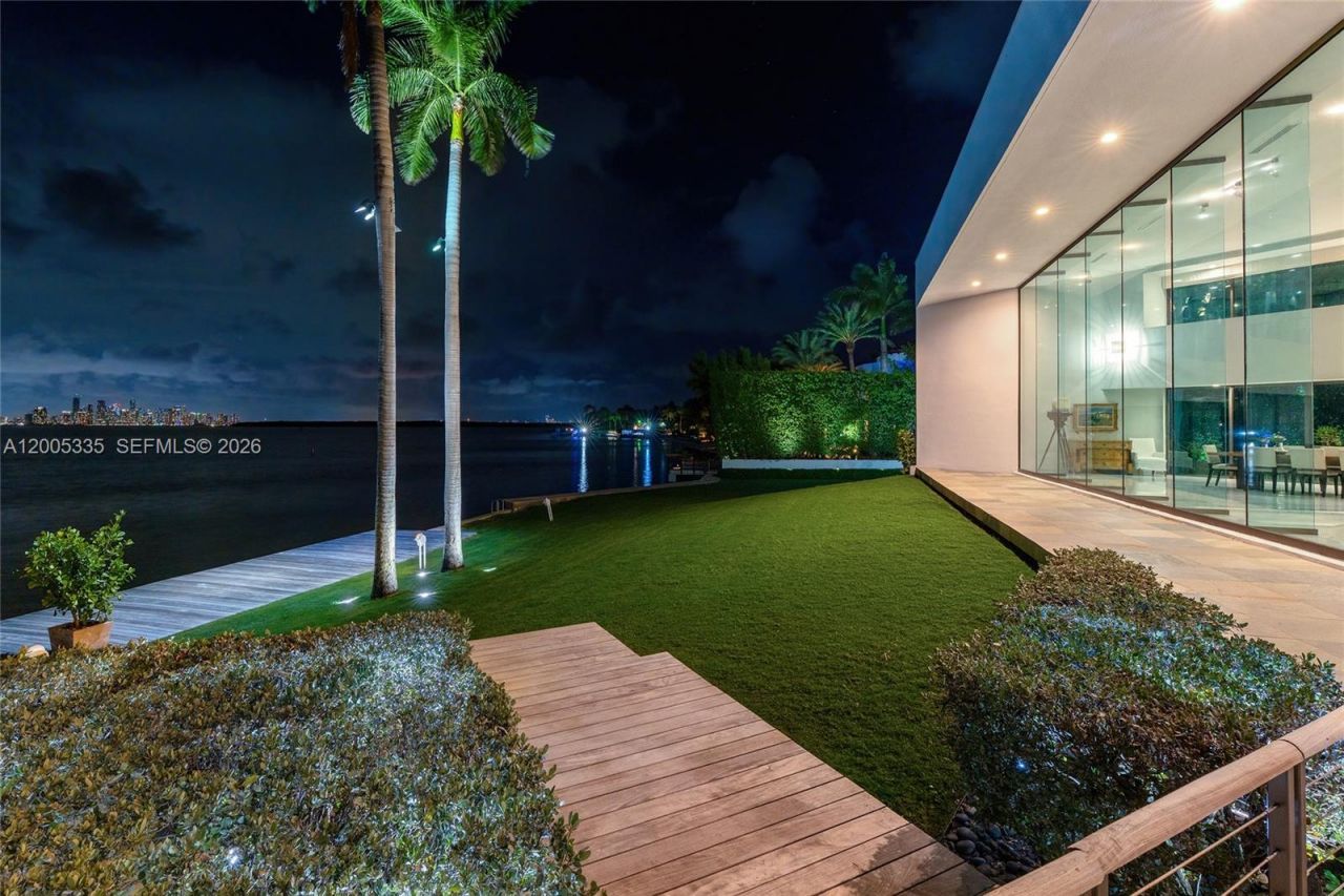 485 W Matheson Dr, Key Biscayne, FL 33149 Photo